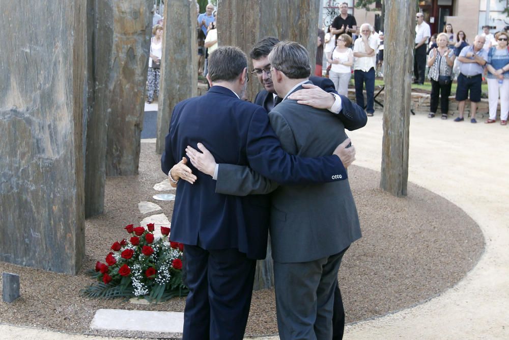 Inauguración del monumento homenaje a las víctimas del metro en el décimo aniversario del accidente