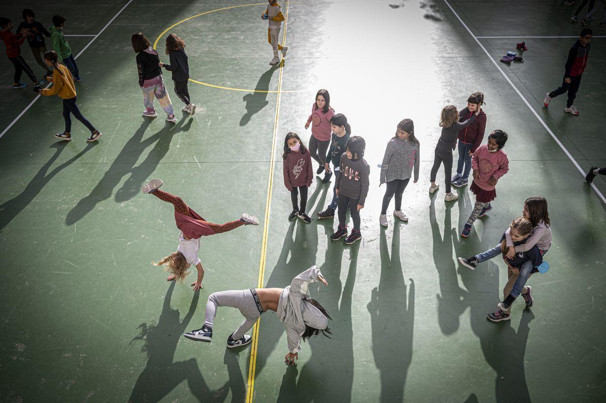 "No nos obliguen a pagar un regalo de fin de curso al tutor/a"