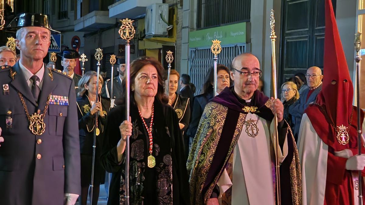 Miembra de la UCAM, en la procesión murciana del Cristo de la Salud.