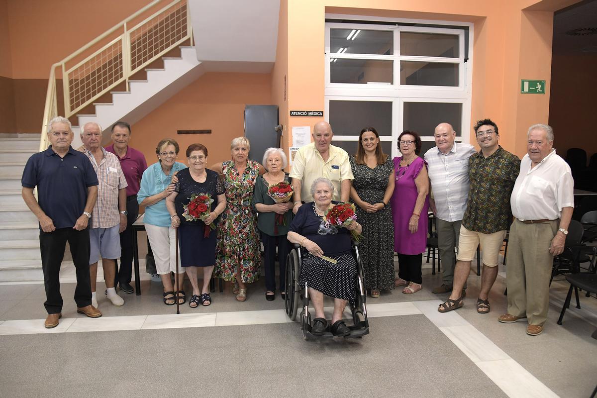 Paiporta homenajea a sus vecinos de más de 90 años