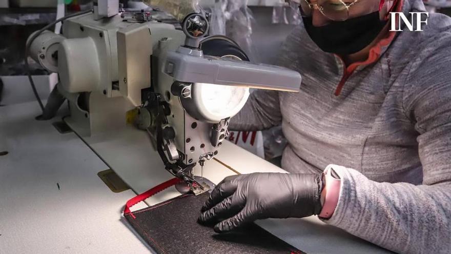 El Ayuntamiento de Bigastro reparte a domicilio más de 4.000 mascarillas fabricadas por costureras
