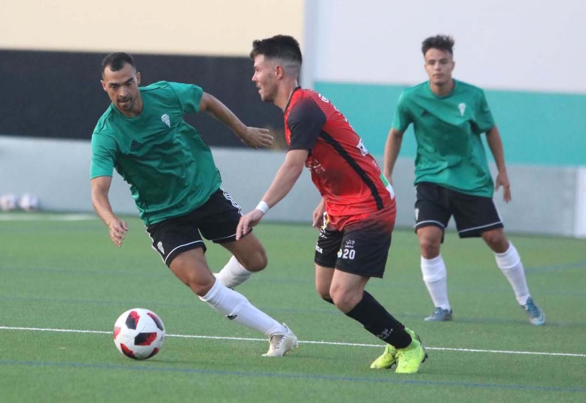 Victoria del Córdoba CF en Puente Genil