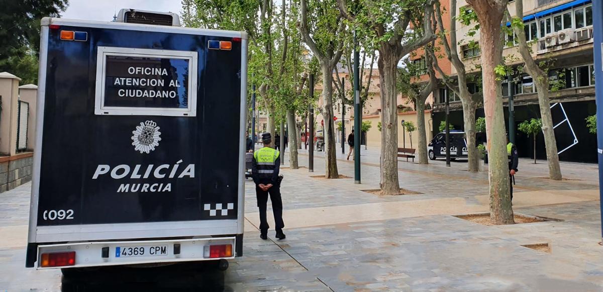 Uno de los furgones que opera como oficina de atención al ciudadano que ya opera en el muncipio.