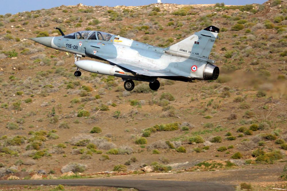 Maniobras de aviones del Ejército del Aire en Canarias