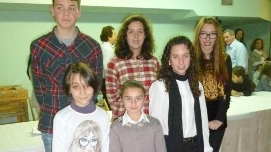 Ganadores del certamen literario juvenil de Somió.