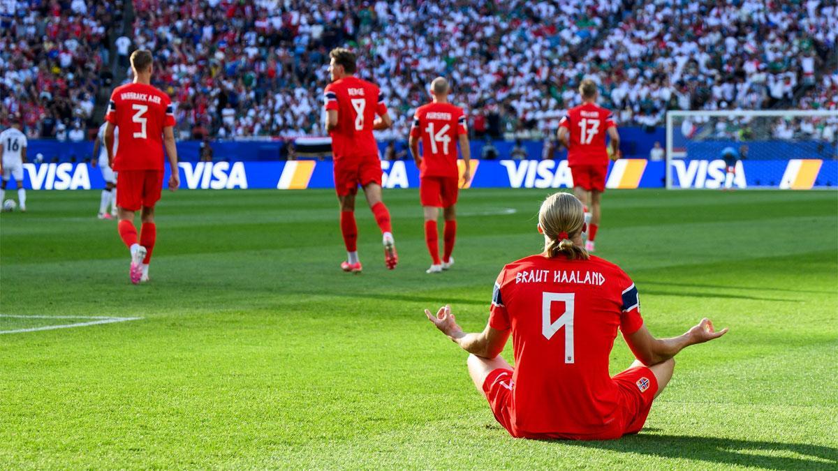 Erling Braut Haaland debutó en un Mundial por todo lo alto