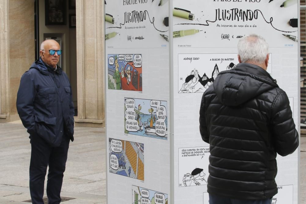 El público disfruta de la exposición de humorismo gráfico de FARO