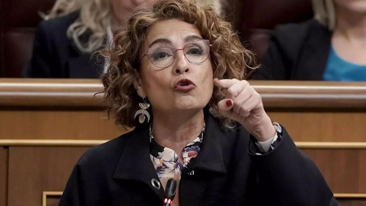 María Jesús Montero. Sesión de control al Gobierno en el Congreso de los Diputados.