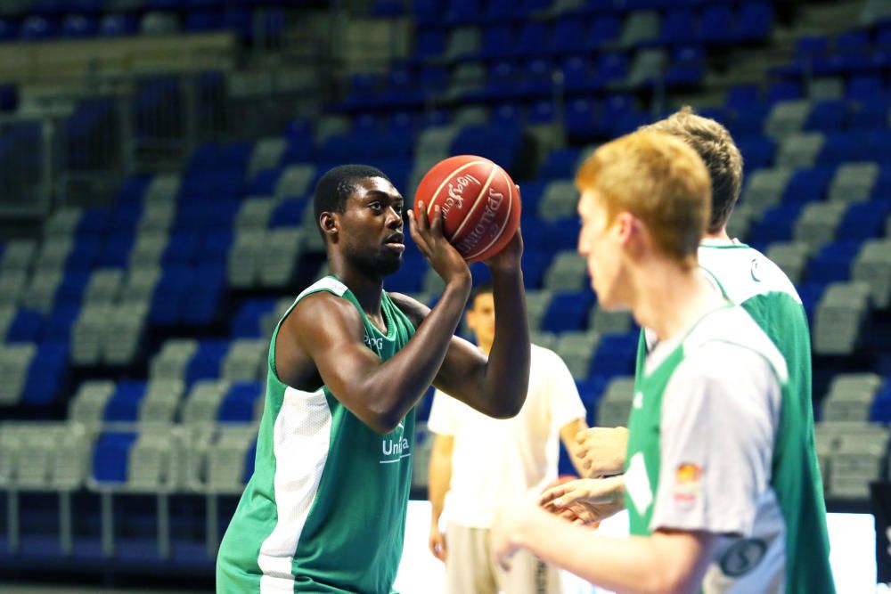 El Unicaja abre su entrenamiento al público