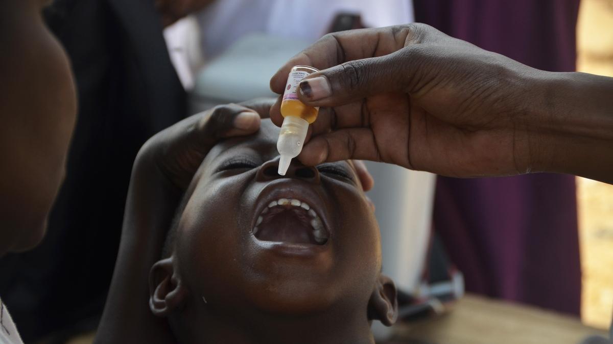 El virus de la polio se ha detectado en aguas residuales de Nueva York y Londres