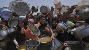 "El genocidio del pueblo palestino no está tan lejos del genocidio del pueblo judío"