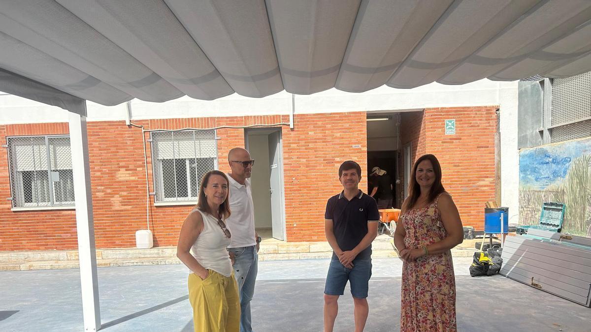 Nuevo toldo en el CEIP NIcolás de las Peñas.