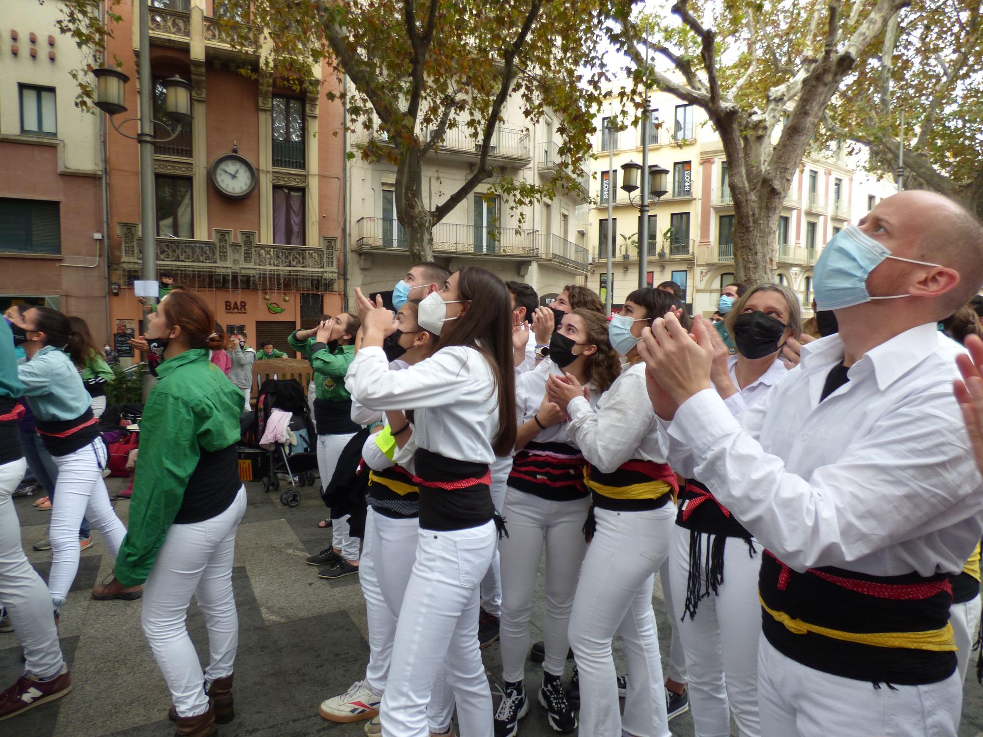 Onze colles castelleres es reuneixen a Figueres en la trobada de tardor de Colles del Nord