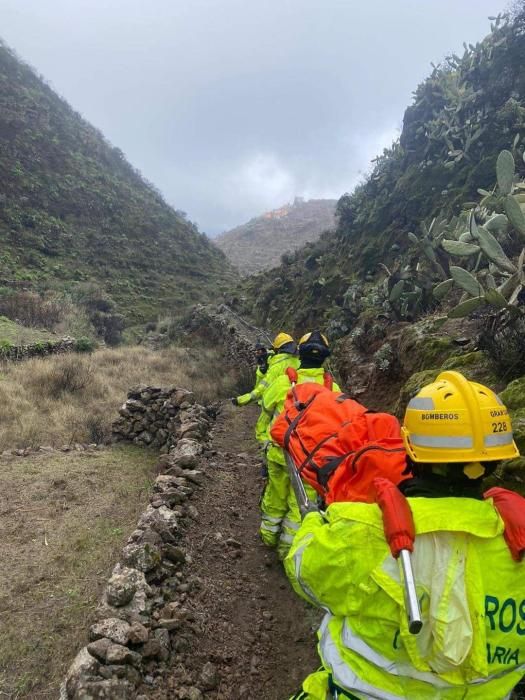 Rescate de los cuerpos de los fallecidos en el accidente de tráfico de Gran Canaria.