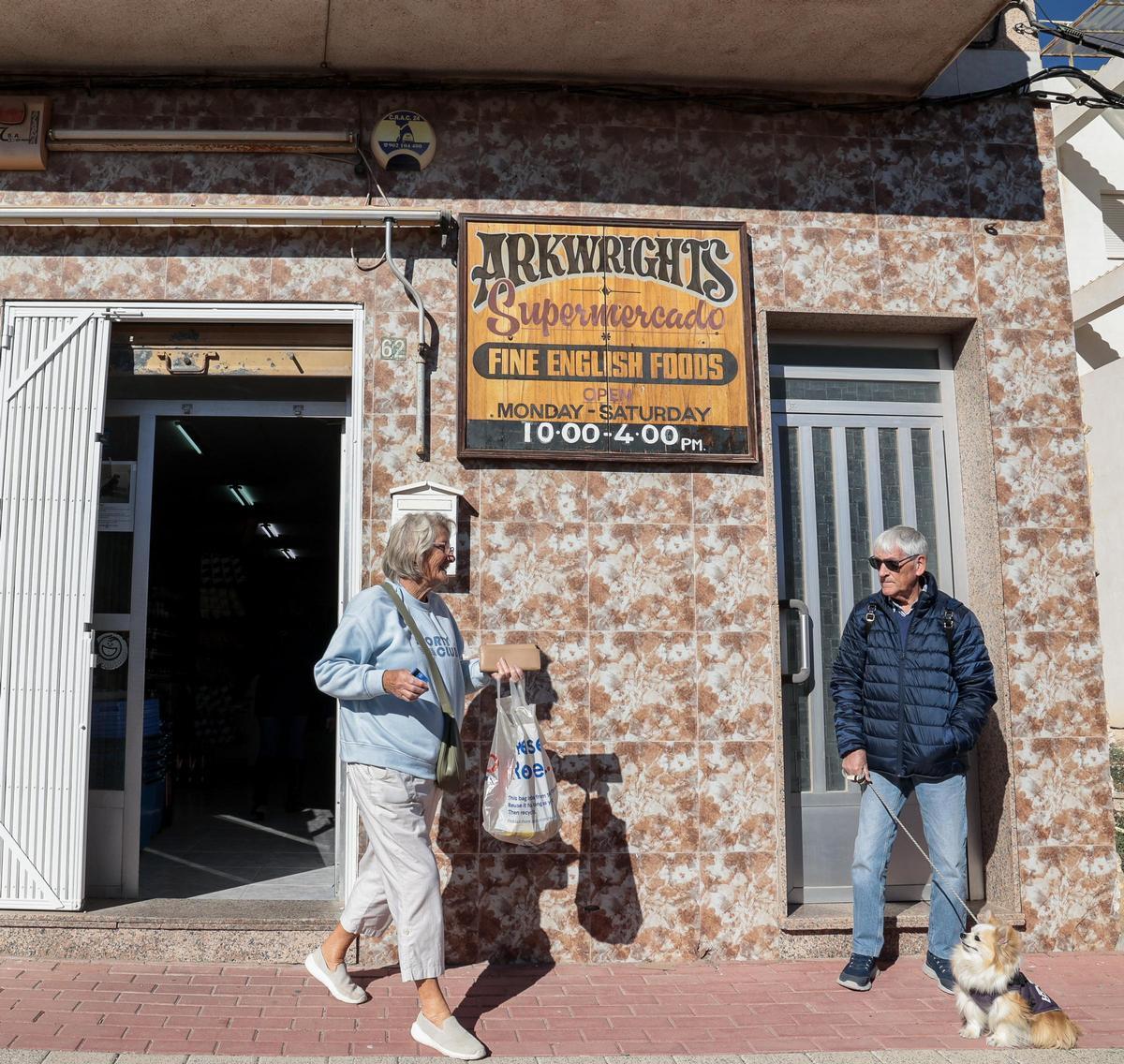 Una tienda de productos ingleses en Hondón de los Frailes.