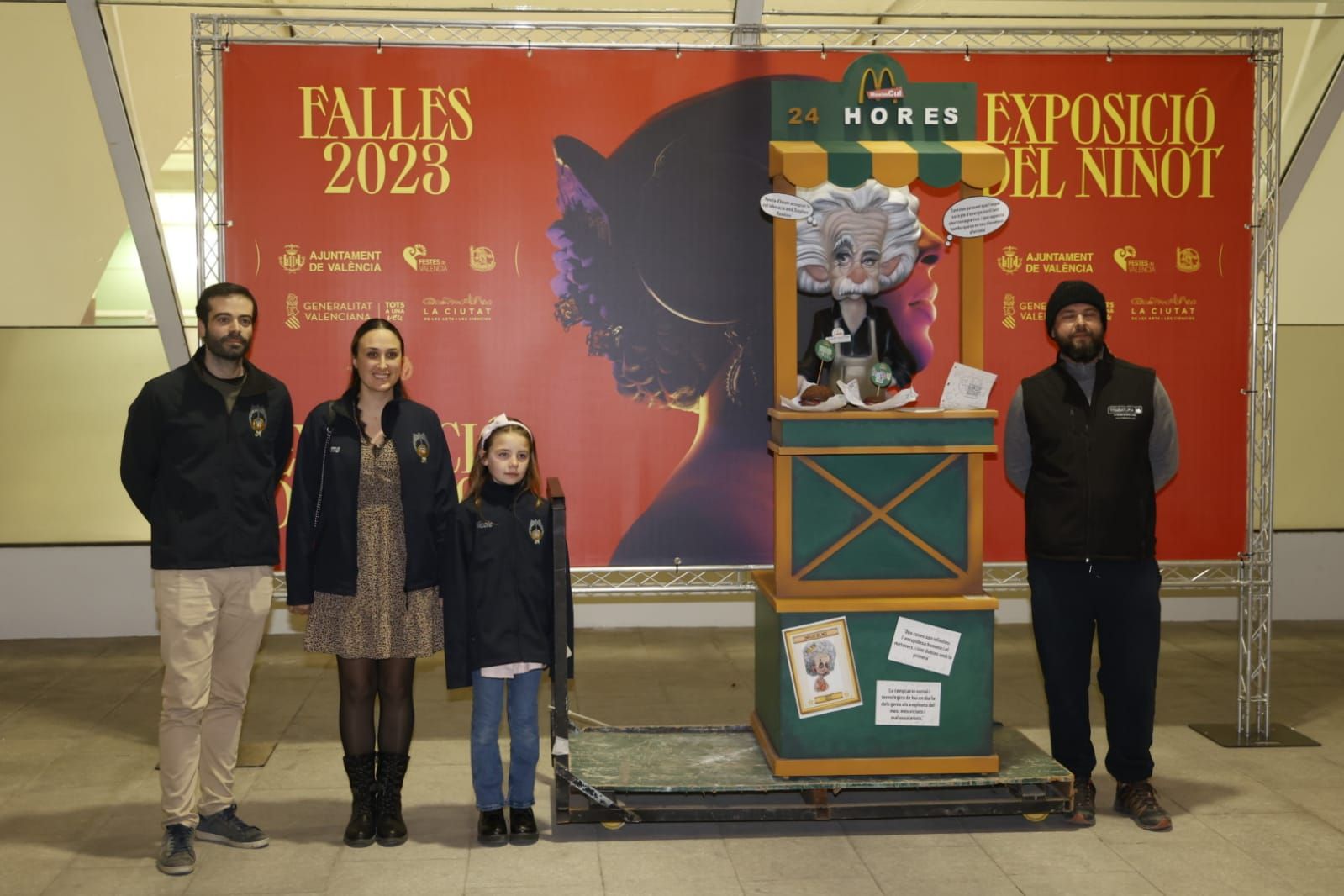 Fallas 2023 | Entrega de Ninots a la Exposición (sesión lunes por la tarde)