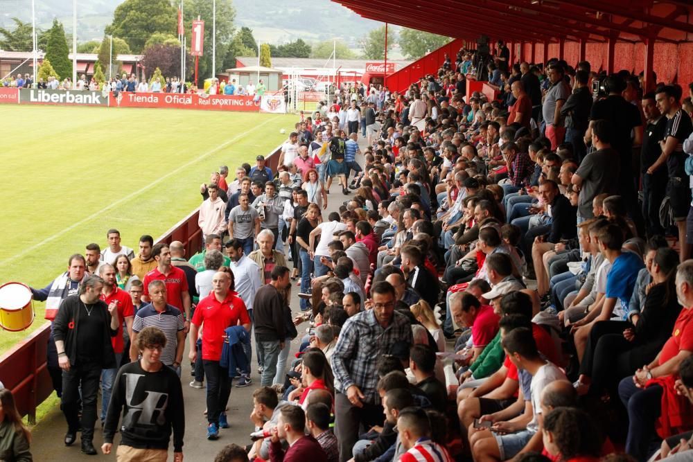 El Sporting B entra en la pelea por el ascenso a Segunda B