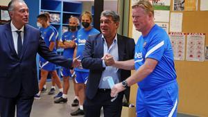 Koeman y Laporta, juntos en el vestuario