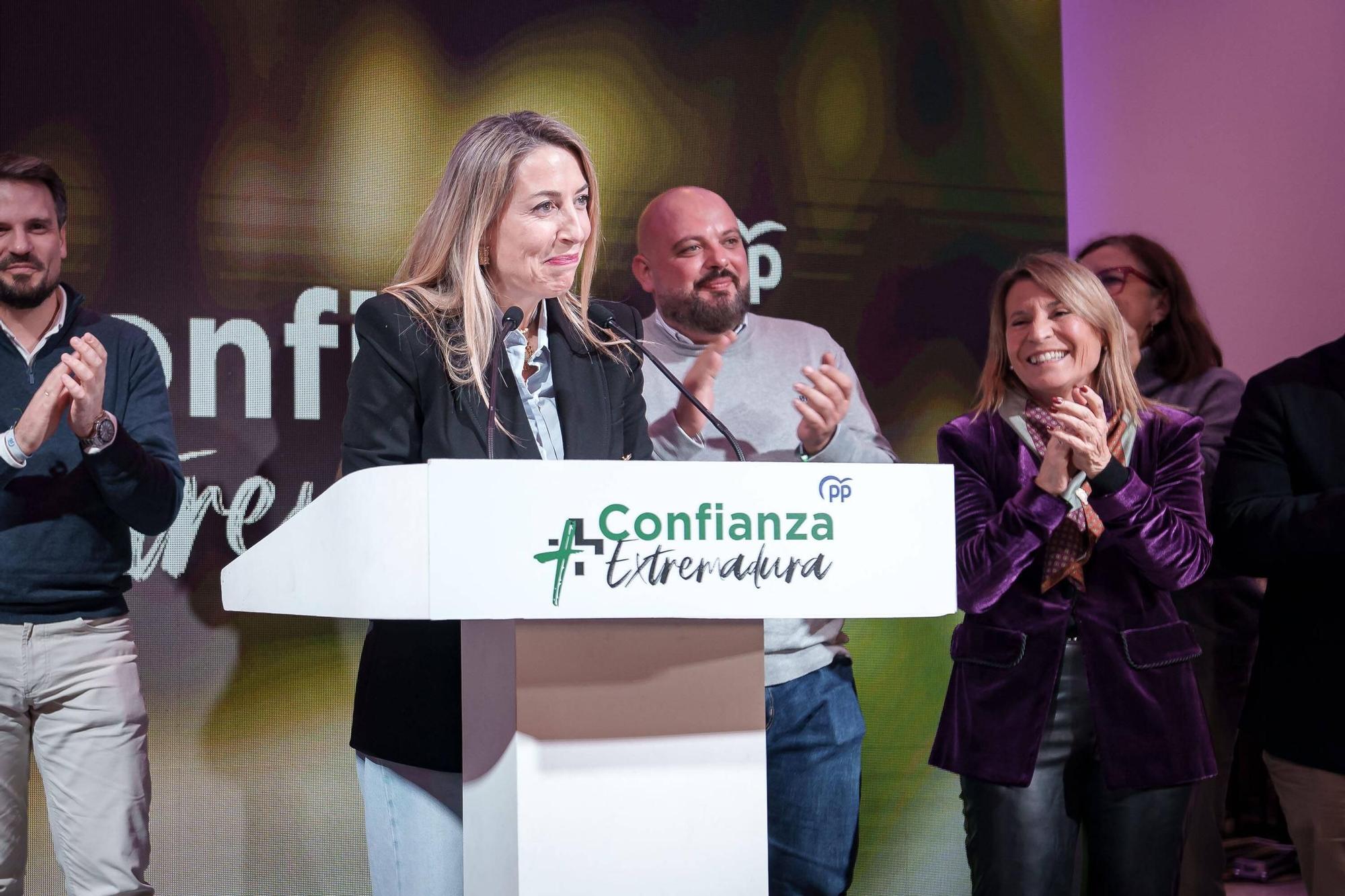 FOTOGALERÍA | María Guardiola gana las elecciones