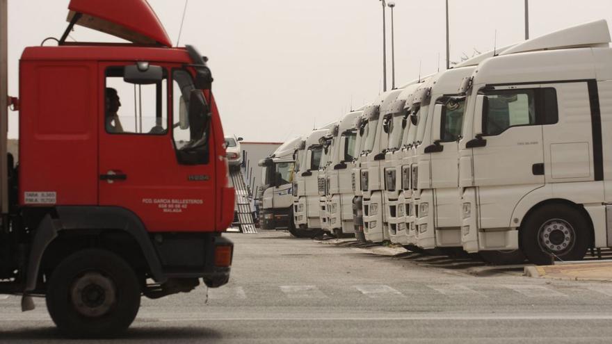 Camiones de transporte de mercancías en Málaga