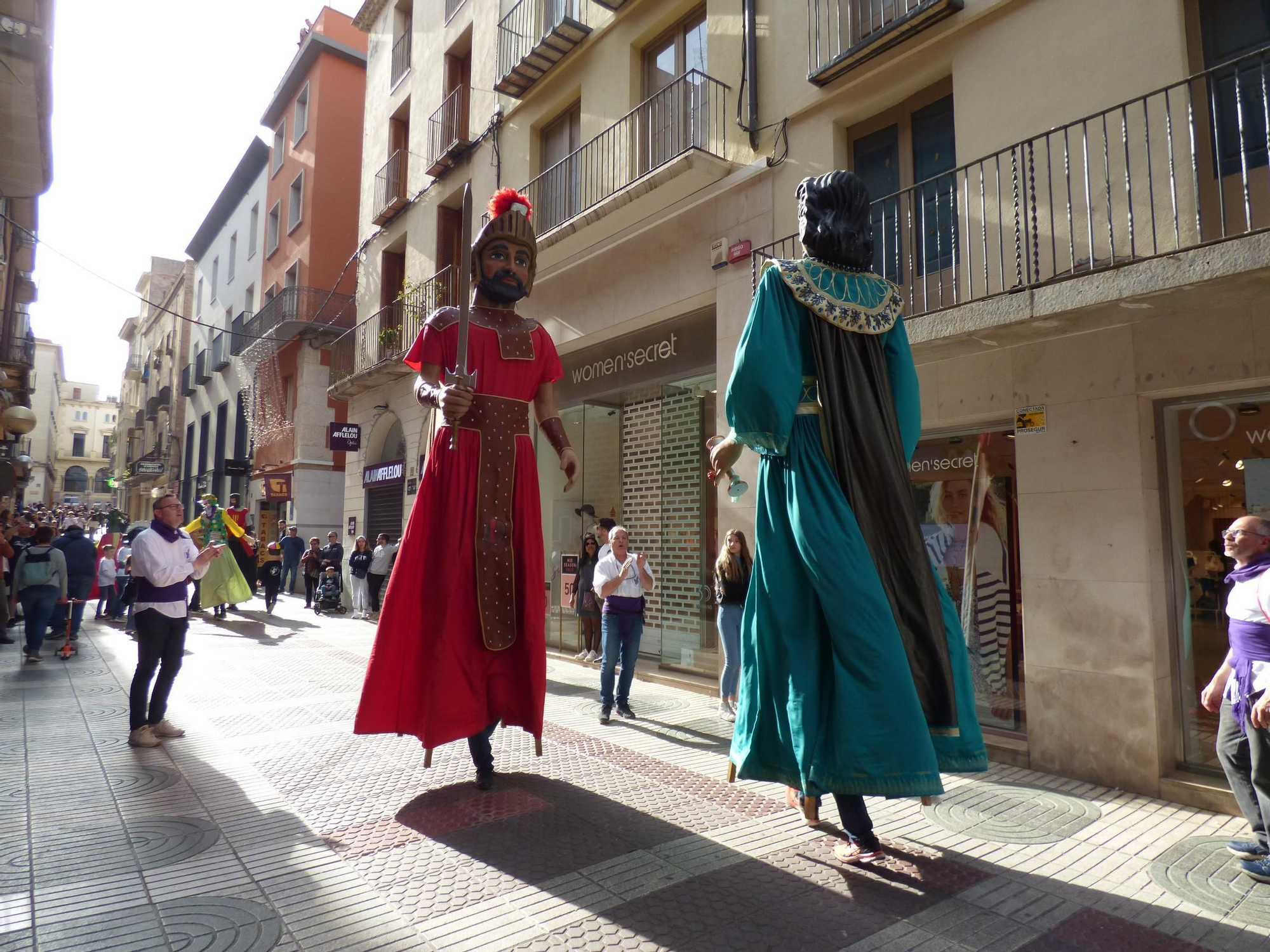 El Populària ressona pels carrers de Figueres