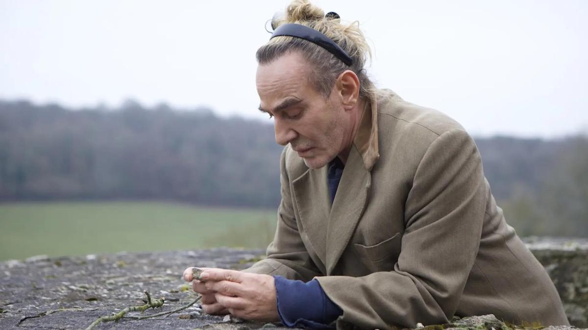 El diseñador gibraltareño en el documental estrenado el año pasado sobre su figura.