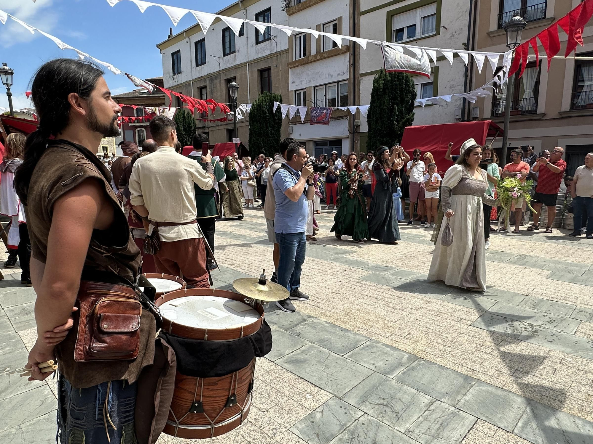 Boda "a lo Rodrigo Díaz de Vivar" en Navia