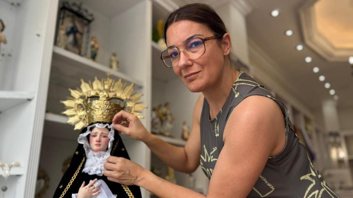 Vídeo | "Dios me dijo en un sueño que tenía que montar una tienda": así nació Cosas de Dios en Badajoz