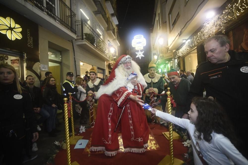 Así ha llegado Papa Noel a Murcia