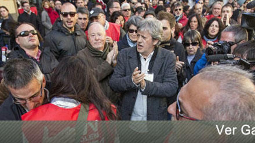 Los trabajadores de RTVV se resisten a apagar mientras el Consell acelera los plazos