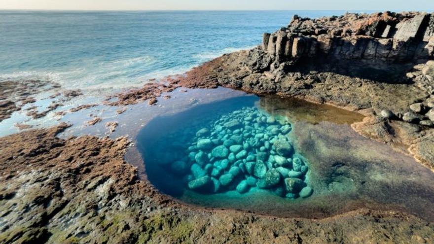 La desilusión de una influencer peninsular al llegar a una piscina natural de Canarias