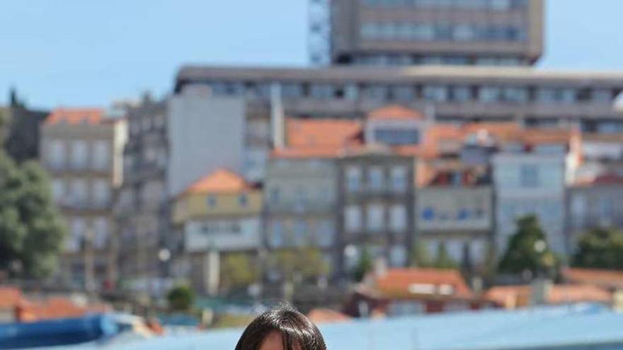 Ana Pontón, candidata do BNG, no porto de Vigo, onte. // MartaG. Brea