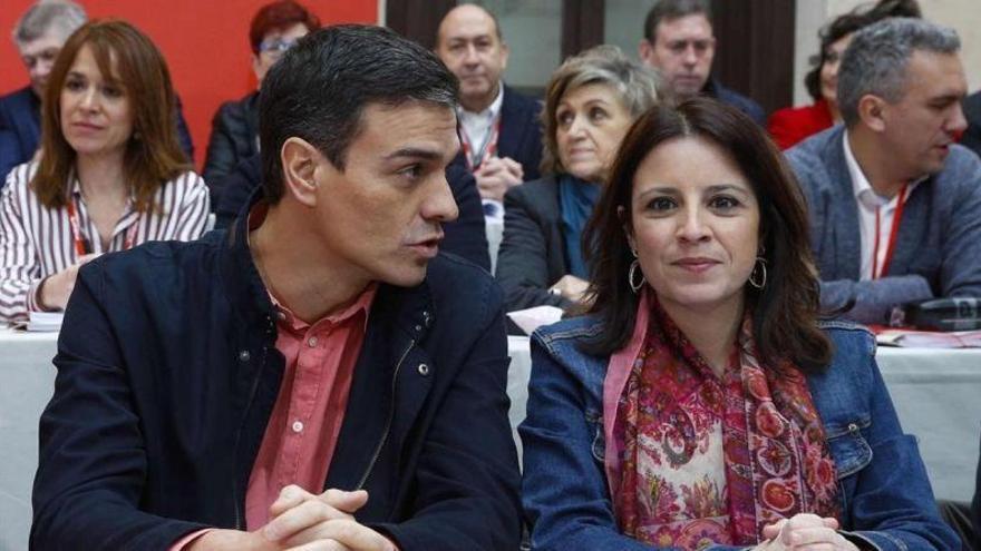 Sánchez acusa a PP y Cs de tener a España &quot;paralizada&quot;