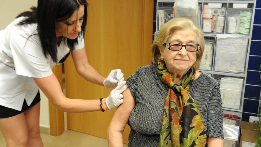 Los mayores de la Región, entre los menos protegidos por la vacuna de la gripe