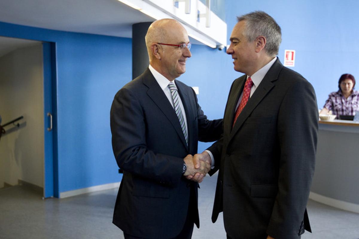 Reunió entre Pere Navarro i Josep Antoni Duran Lleida, a la seu d’Unió Democràtica, el 2012. Reunió entre Pere Navarro i Josep Antoni Duran Lleida, a la seu d’Unió Democràtica, el 2012.