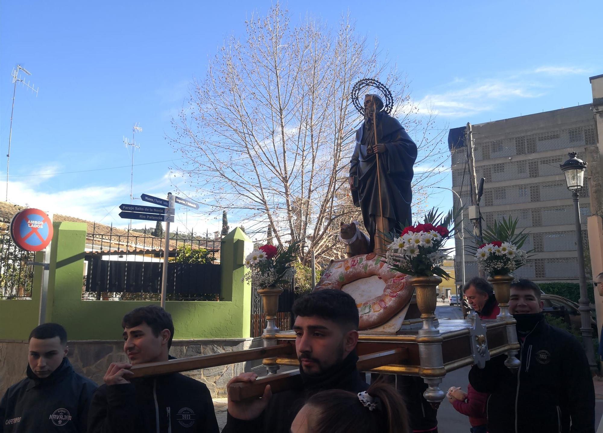 Navajas bendice a sus animales por San Antón