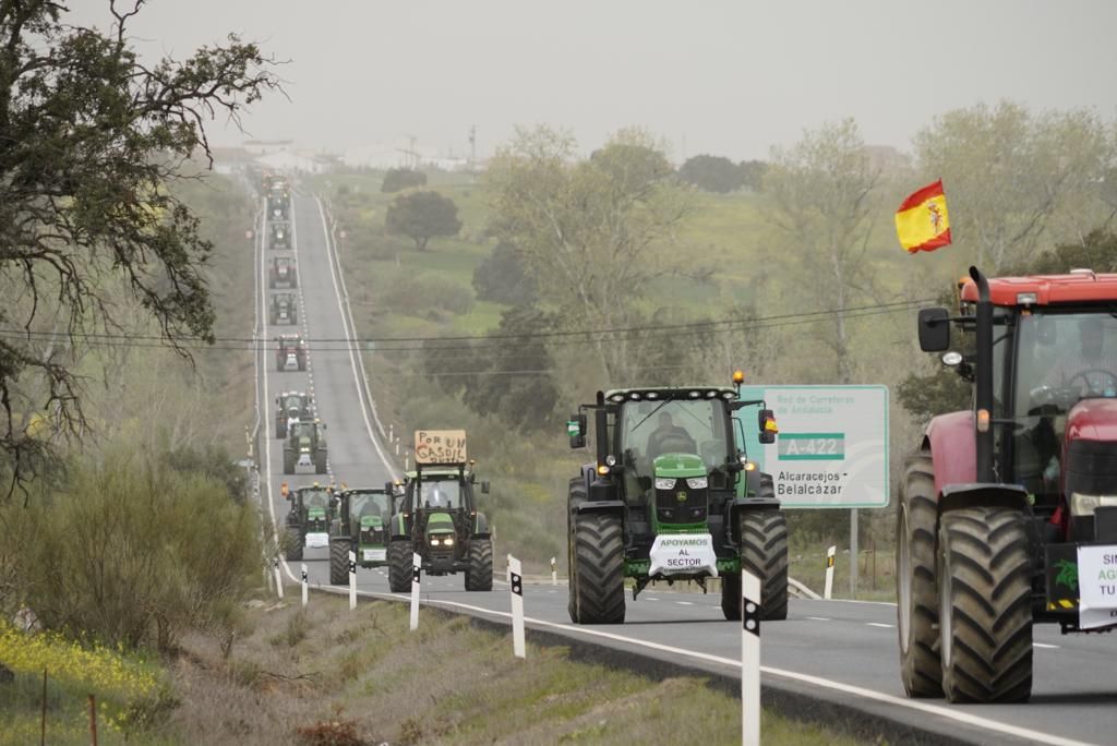 Tractorada en Los Pedroches por la crisis del campo