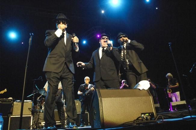 CONCIERTO DE THE ORIGINALS BLUES BROTHERS