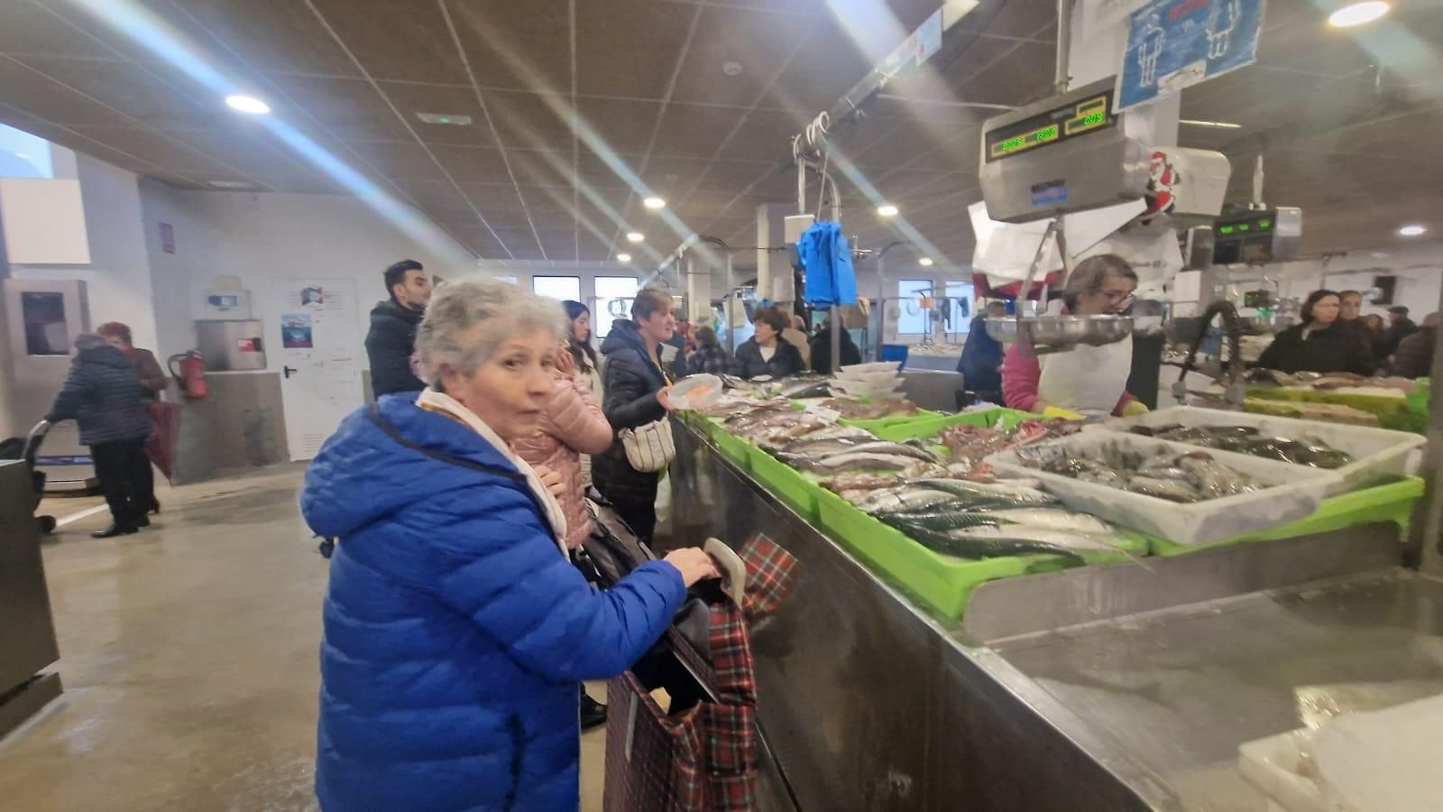 Día de compras en las plazas de abastos