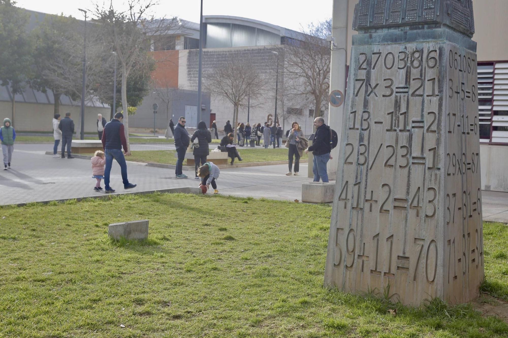 Dos mil niños participan en la Olimpiada Matemática que hoy ha organizado el Colegio Guadalaviar en la UPV