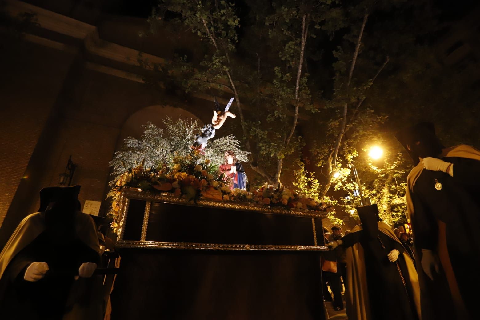 En imágenes | Procesiones del Martes Santo en Zaragoza