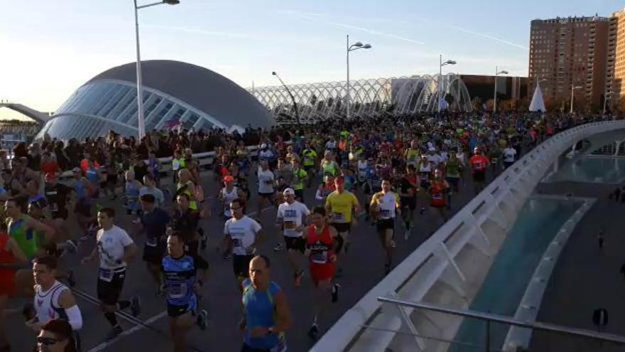 Así ha sido la salida del Maratón de Valencia Trinidad alfonso EDP