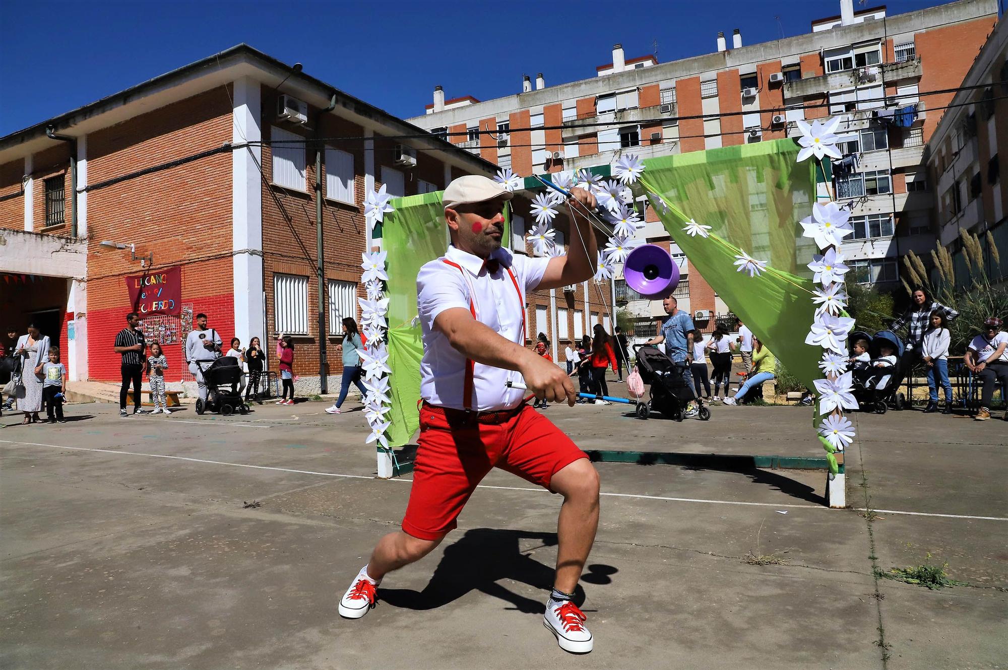 El colegio Lucano abre sus puertas durante un día