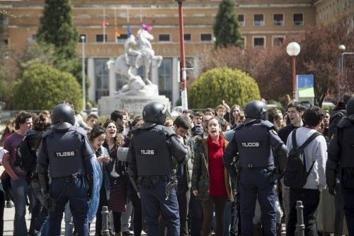 Huelga en las enseñanzas medias y universitarias