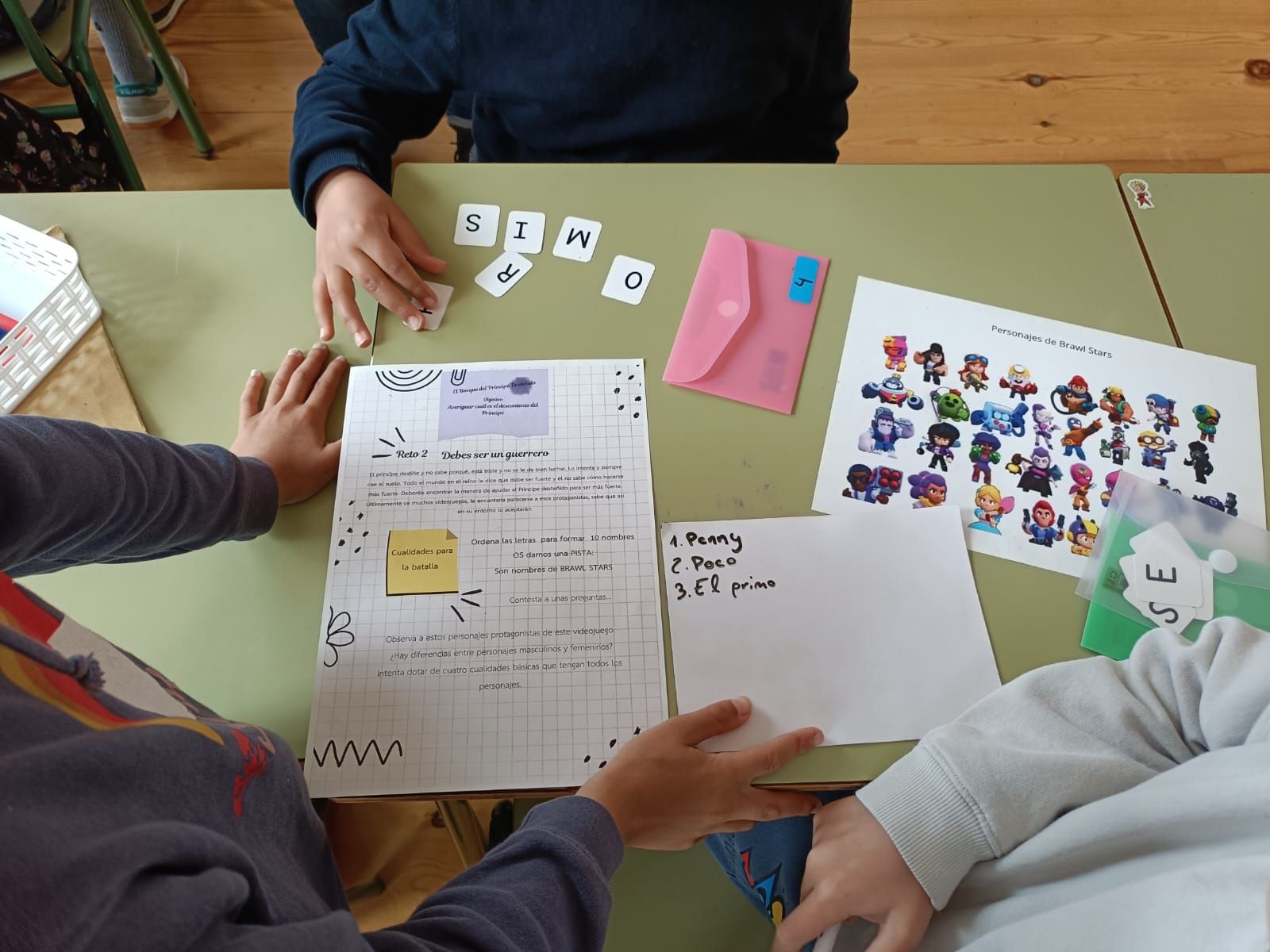 Taller en el colegio de Lastres sobre el uso adecuado de las pantallas