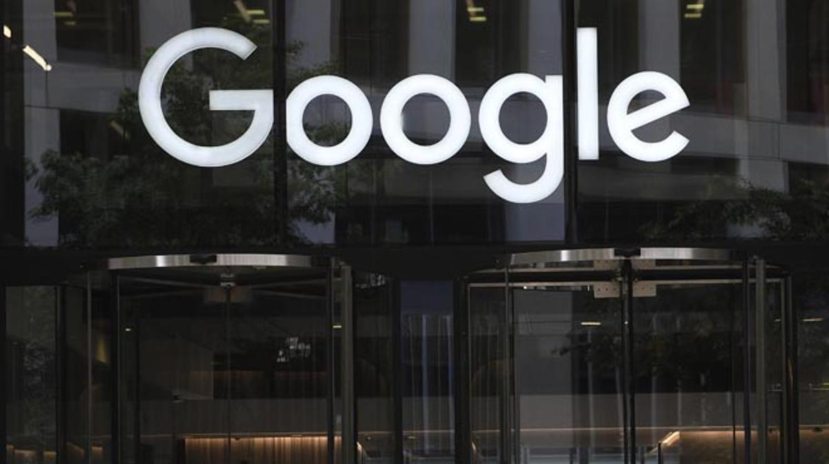 El gigante tecnológico Google anunció hoy que considera apelar la decisión de la Comisión Europea (CE) .