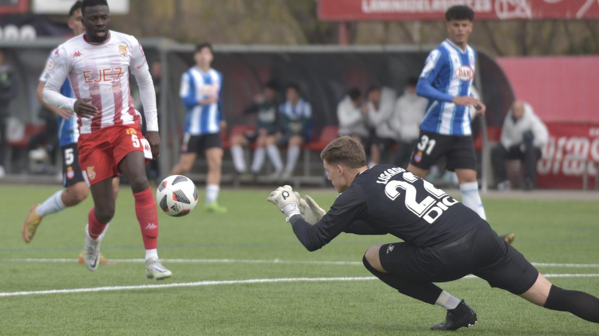 El defensa Noah, en un partit d'aquesta temporada