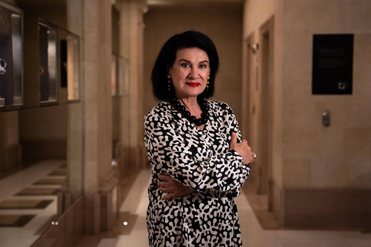 Paloma Picasso, hija de Pablo Picasso, fotografiada en el Hotel Majestic de Barcelona.