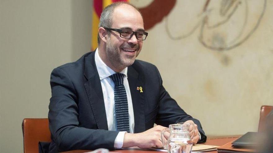 El fiscal se querella contra Buch por poner escolta a Puigdemont en su huida