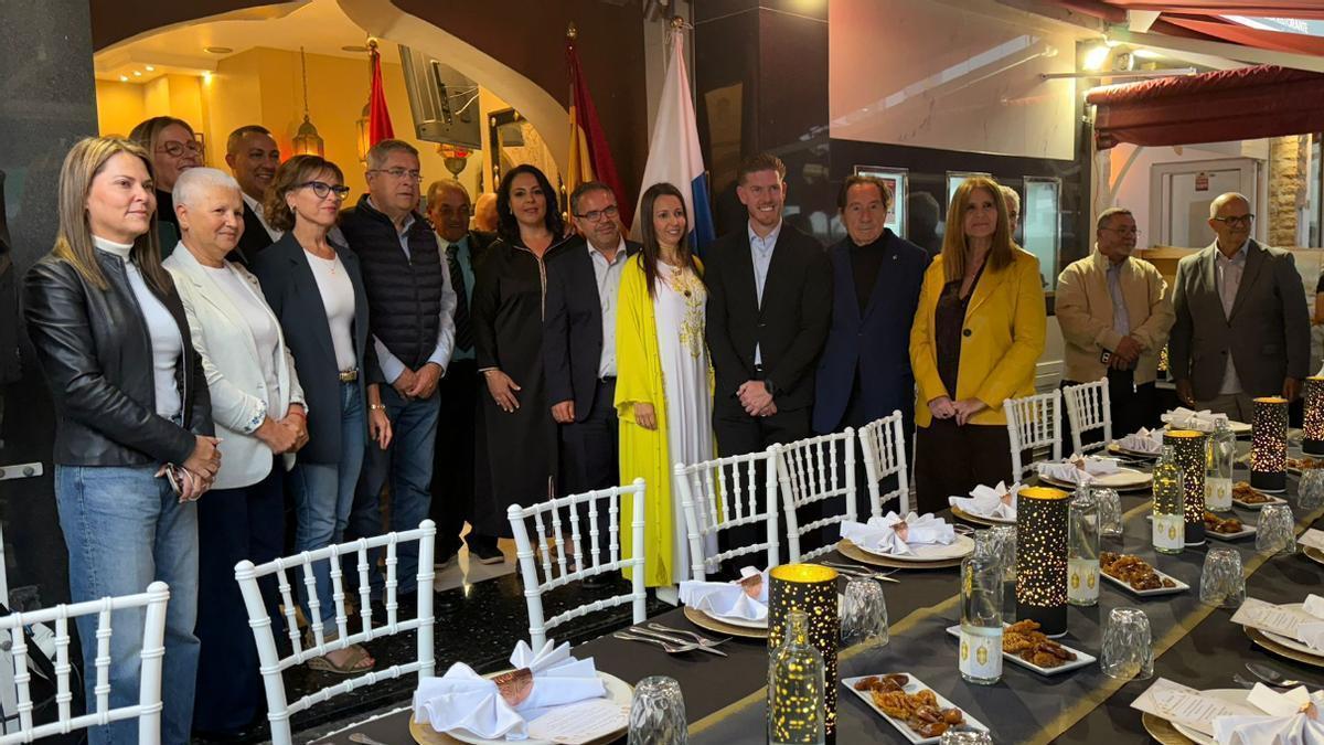 Así celebran la comunidad musulmana de Gran Canaria y autoridades el iftar del Ramadán en Maspalomas
